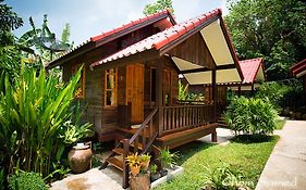 Chom Samed Resort